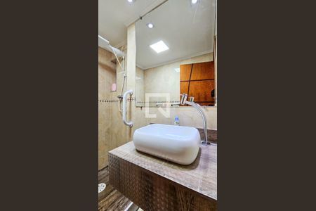 Apartamento à venda com 68m², 3 quartos e 2 vagasBanheiro