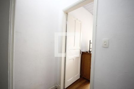 Casa à venda com 120m², 2 quartos e 1 vagaCorredor