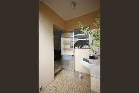 Casa à venda com 120m², 2 quartos e 1 vagaÁrea de Serviço