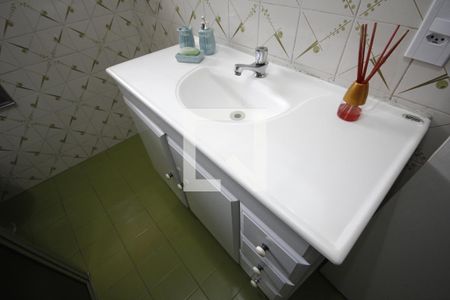 Casa à venda com 120m², 2 quartos e 1 vagaBanheiro