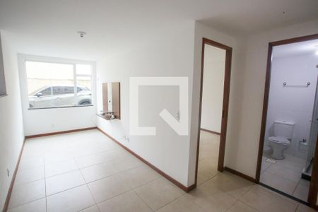 Sala de apartamento para alugar com 1 quarto, 100m² em Curicica, Rio de Janeiro