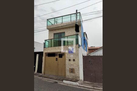 Casa à venda com 102m², 4 quartos e 1 vagaFachada