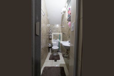 Casa à venda com 102m², 4 quartos e 1 vagaBanheiro Suíte 1