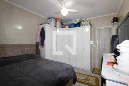 Casa à venda com 102m², 4 quartos e 1 vagaSuíte 1