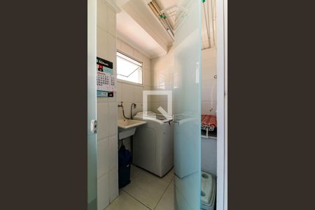 Apartamento à venda com 64m², 2 quartos e 1 vaga Apartamento à venda com 64m², 2 quartos e 1 vagaÁrea de Serviço