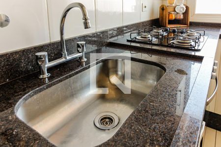 Apartamento à venda com 64m², 2 quartos e 1 vaga Apartamento à venda com 64m², 2 quartos e 1 vagaCozinha