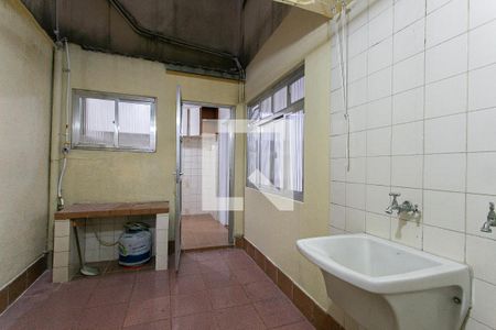 Apartamento para alugar com 75m², 2 quartos e 1 vaga Apartamento para alugar com 75m², 2 quartos e 1 vagaÁrea de Serviço
