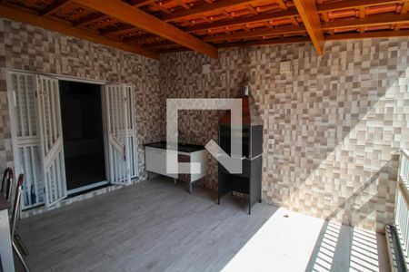 Casa à venda com 110m², 2 quartos e 1 vaga Casa à venda com 110m², 2 quartos e 1 vagaChurrasqueira