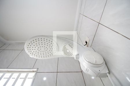 Casa à venda com 110m², 2 quartos e 1 vaga Casa à venda com 110m², 2 quartos e 1 vagaBanheiro