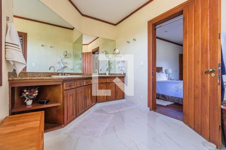 Casa de condomínio à venda com 500m², 4 quartos e 3 vagasSuíte 3