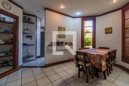 Casa de condomínio à venda com 500m², 4 quartos e 3 vagasCozinha