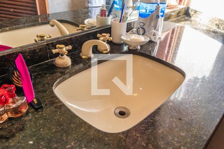 Casa de condomínio à venda com 500m², 4 quartos e 3 vagasSuíte 4