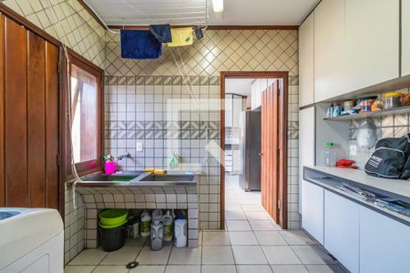 Casa de condomínio à venda com 500m², 4 quartos e 3 vagasÁrea de Serviço