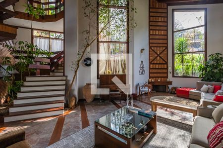 Sala de casa de condomínio à venda com 4 quartos, 500m² em Alphaville, Santana de Parnaíba