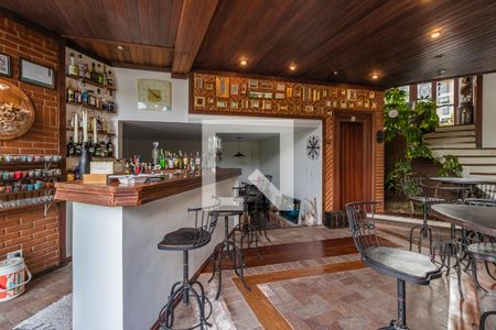 Sala de casa de condomínio à venda com 4 quartos, 500m² em Alphaville, Santana de Parnaíba