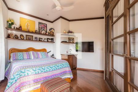 Casa de condomínio à venda com 500m², 4 quartos e 3 vagasSuíte 4