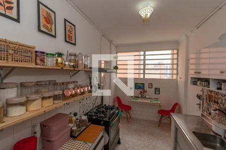Apartamento à venda com 120m², 3 quartos e sem vagaCozinha 