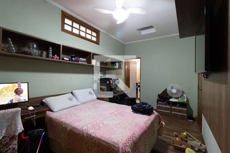 Casa à venda com 300m², 4 quartos e 3 vagas Casa à venda com 300m², 4 quartos e 3 vagasSuíte 2