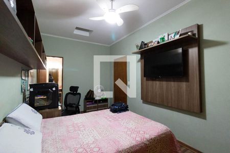 Casa à venda com 300m², 4 quartos e 3 vagas Casa à venda com 300m², 4 quartos e 3 vagasSuíte 2