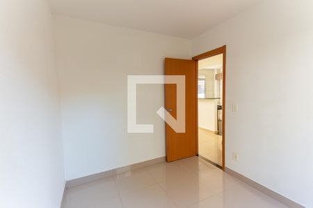Apartamento à venda com 48m², 2 quartos e 1 vagaQuarto 2