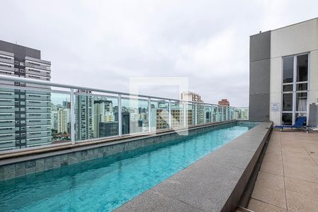 Apartamento à venda com 32m², 1 quarto e 1 vagaPiscina