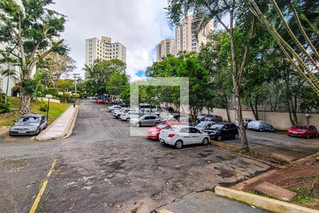 Área Comum - Estacionamento de apartamento para alugar com 2 quartos, 57m² em Parque Taboão, Taboão da Serra