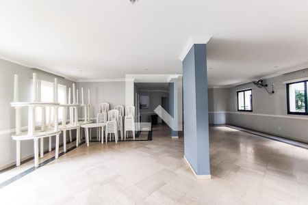 Apartamento para alugar com 57m², 2 quartos e 1 vaga Apartamento para alugar com 57m², 2 quartos e 1 vagaÁrea Comum - Salão de Festas