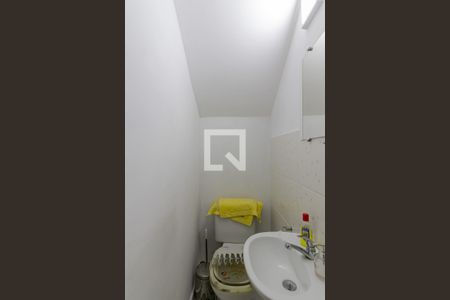 Lavabo de casa à venda com 2 quartos, 70m² em Jardim Santa Emilia, São Paulo