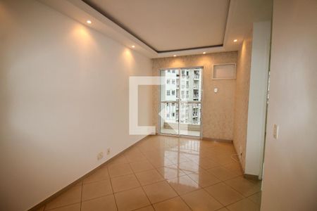 Sala de apartamento para alugar com 3 quartos, 78m² em Del Castilho, Rio de Janeiro