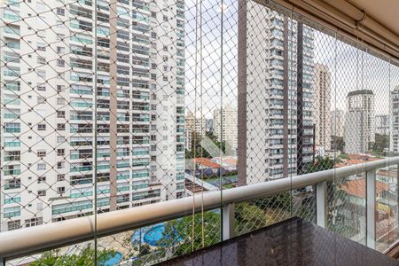 Varanda de kitnet/studio à venda com 1 quarto, 42m² em Vila Olímpia, São Paulo