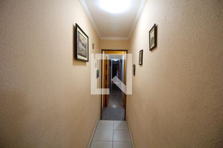 Corredor de casa à venda com 3 quartos, 630m² em Vila Carrao, São Paulo