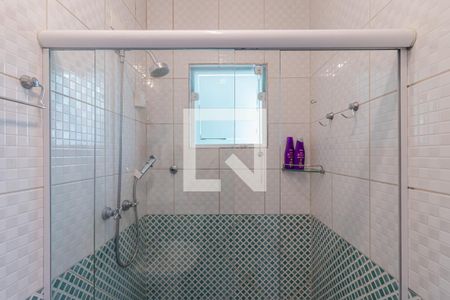 Casa à venda com 437m², 3 quartos e 3 vagas Casa à venda com 437m², 3 quartos e 3 vagasBanheiro da Suíte 3