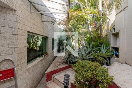 Casa à venda com 437m², 3 quartos e 3 vagas Casa à venda com 437m², 3 quartos e 3 vagasJardim