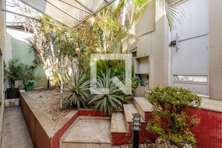 Casa à venda com 437m², 3 quartos e 3 vagas Casa à venda com 437m², 3 quartos e 3 vagasJardim