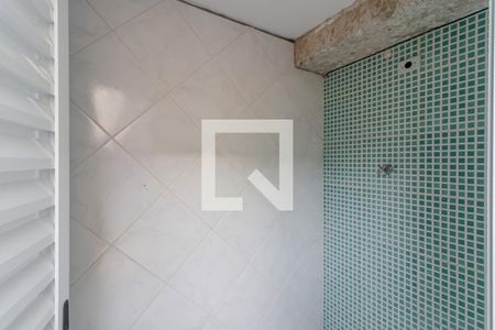 Casa à venda com 437m², 3 quartos e 3 vagas Casa à venda com 437m², 3 quartos e 3 vagasBanheiro da Piscina