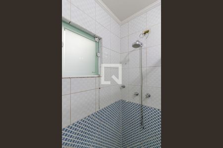 Casa à venda com 437m², 3 quartos e 3 vagas Casa à venda com 437m², 3 quartos e 3 vagasBanheiro da Suíte 1