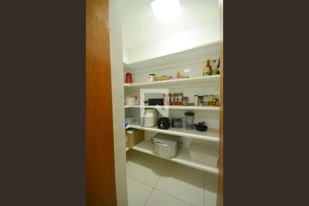 Apartamento à venda com 640m², 7 quartos e 2 vagasDespensa