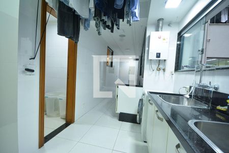 Apartamento à venda com 640m², 7 quartos e 2 vagasDetalhe da area de serviço