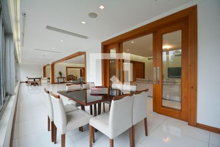 Sala de visita de apartamento à venda com 7 quartos, 640m² em Flamengo, Rio de Janeiro