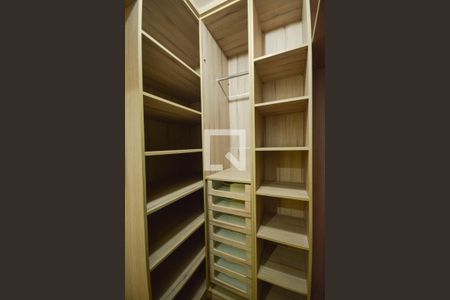 Apartamento à venda com 640m², 7 quartos e 2 vagasCloset do quarto