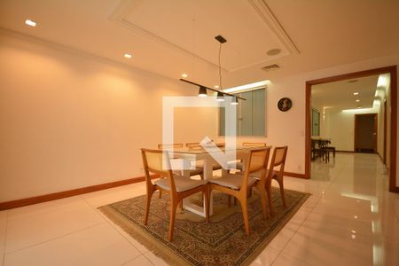 Apartamento à venda com 640m², 7 quartos e 2 vagasSala de Jantar