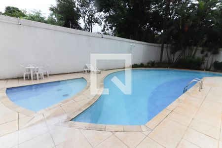 Apartamento para alugar com 55m², 2 quartos e 1 vaga Apartamento para alugar com 55m², 2 quartos e 1 vagaÁrea comum - Piscina