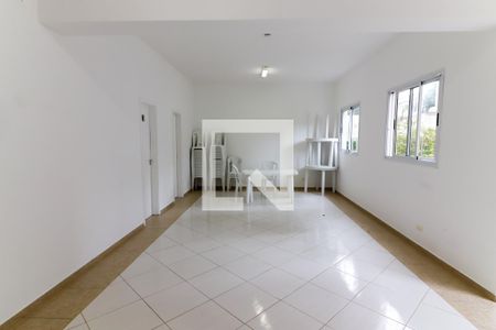 Apartamento para alugar com 55m², 2 quartos e 1 vaga Apartamento para alugar com 55m², 2 quartos e 1 vagaÁrea comum - Salão de festas