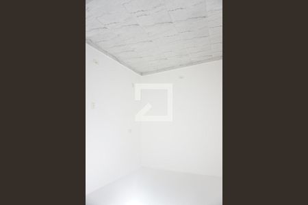 Casa para alugar com 1 quarto, 20m² em Vila Romero, São Paulo