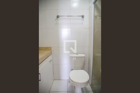 Apartamento para alugar com 69m², 2 quartos e 1 vaga Apartamento para alugar com 69m², 2 quartos e 1 vagaBanheiro da Suíte