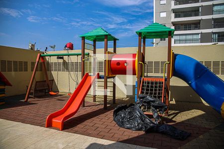 Apartamento para alugar com 69m², 2 quartos e 1 vaga Apartamento para alugar com 69m², 2 quartos e 1 vagaÁrea Comum - Playground