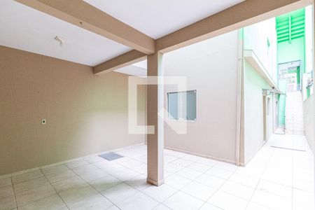 Casa para alugar com 60m², 1 quarto e sem vagaQuintal