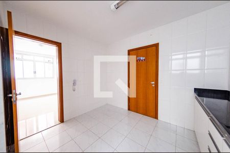 Apartamento à venda com 120m², 4 quartos e 3 vagasCozinha