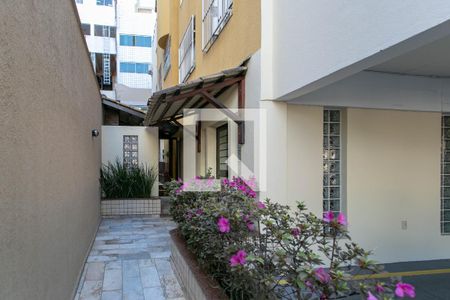 Apartamento à venda com 67m², 2 quartos e 1 vaga Apartamento à venda com 67m², 2 quartos e 1 vagaEntrada
