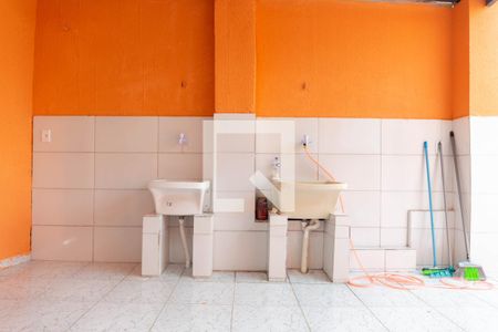 Casa para alugar com 30m², 1 quarto e 1 vagaÁrea de serviço